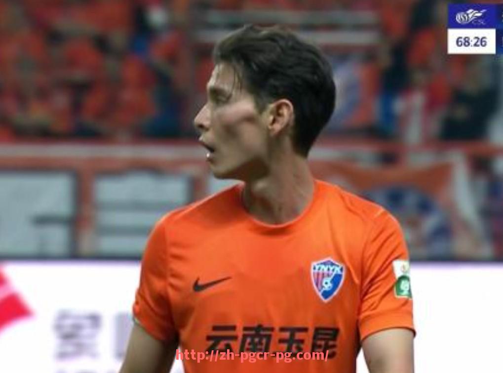 pg电子在线官网-法甲历史经典扑救镜头盘点:门将高光时刻回顾