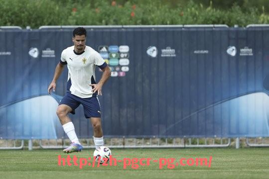 pg电子在线官网-世俱杯中场球员控球与传球质量对比赛节奏的影响